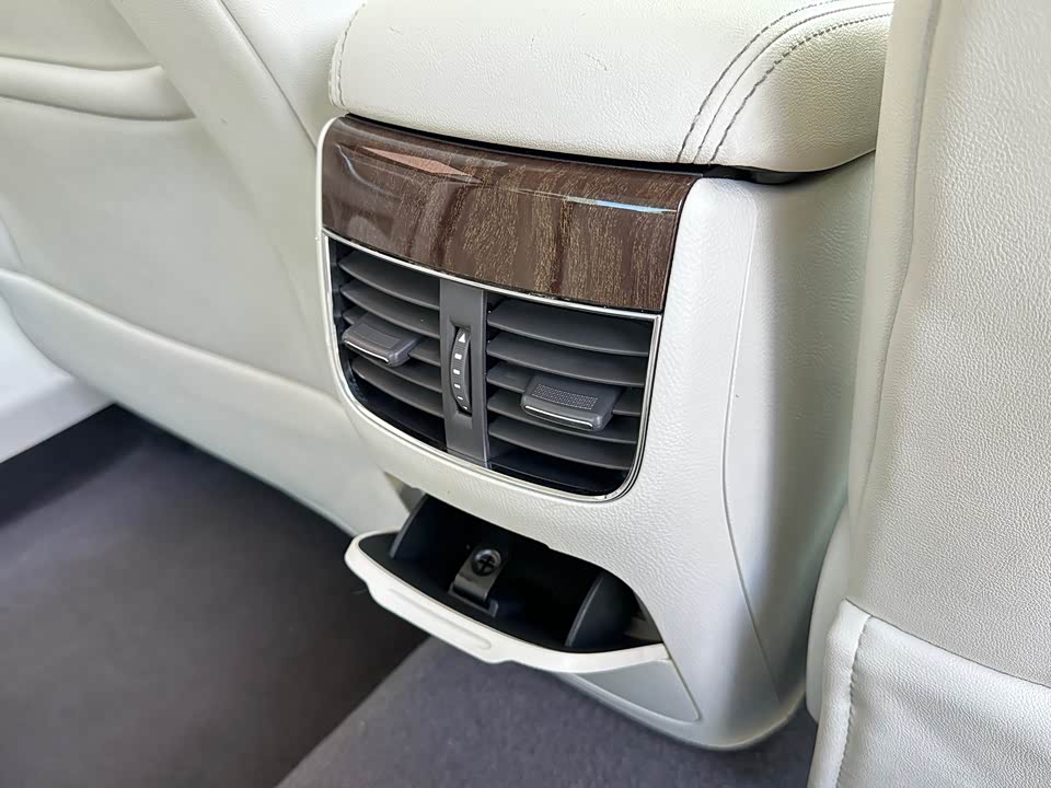 Roewe e950 Roewe e950