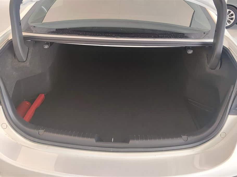 Mazda Atez