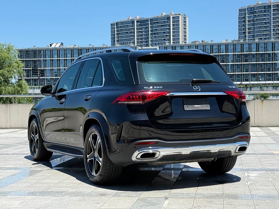 Mercedes-Benz GLE Mercedes-Benz GLE