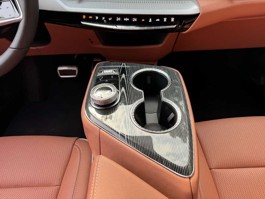 Cadillac IQ Aoge Cadillac IQ Aoge