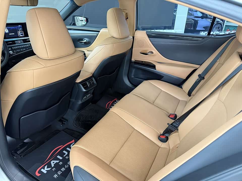 Lexus ES Lexus ES