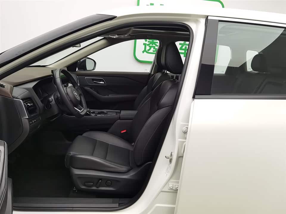 Nissan Qijun