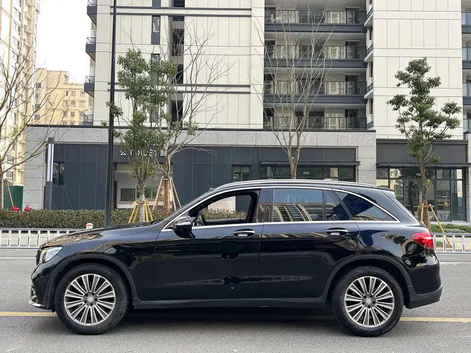 Mercedes-Benz GLC Mercedes-Benz GLC