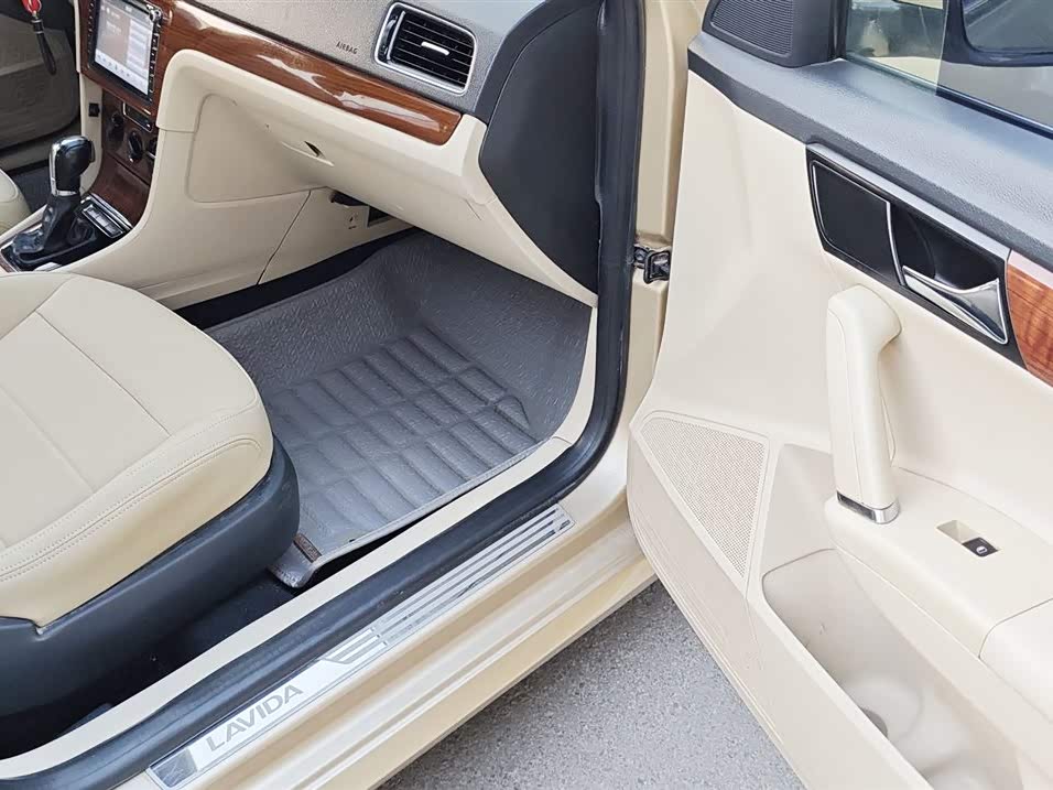 Volkswagen Lavida