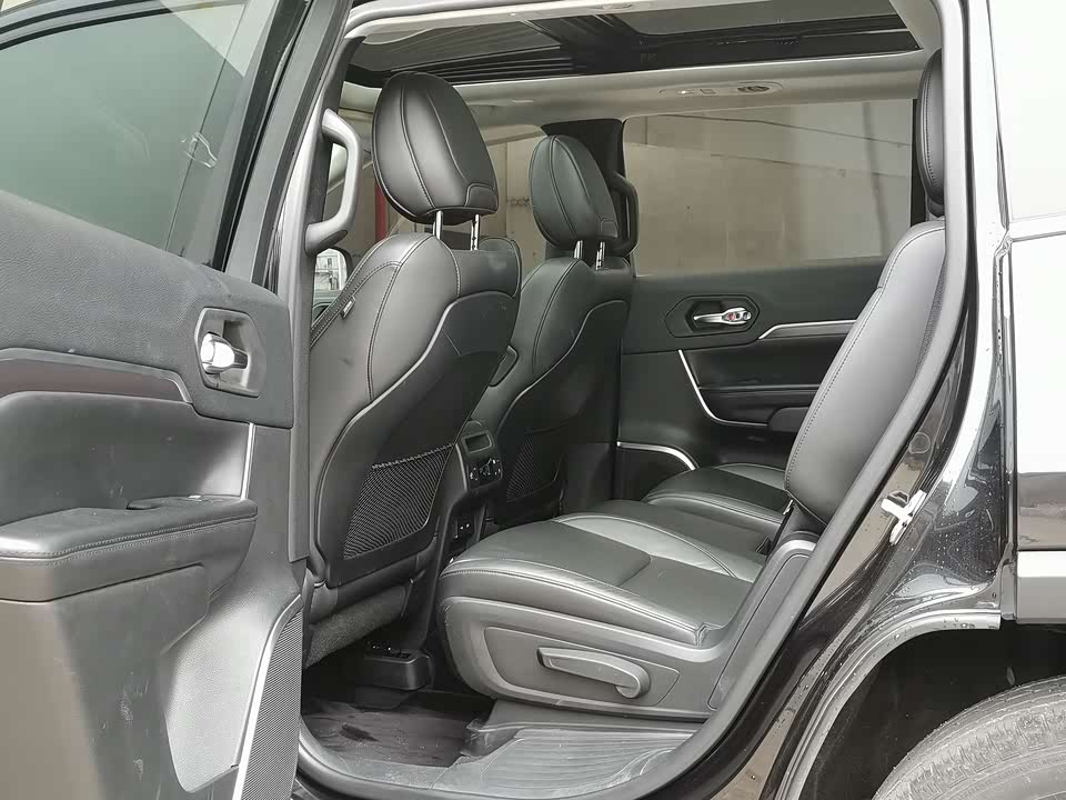 Jeep Grand Commander