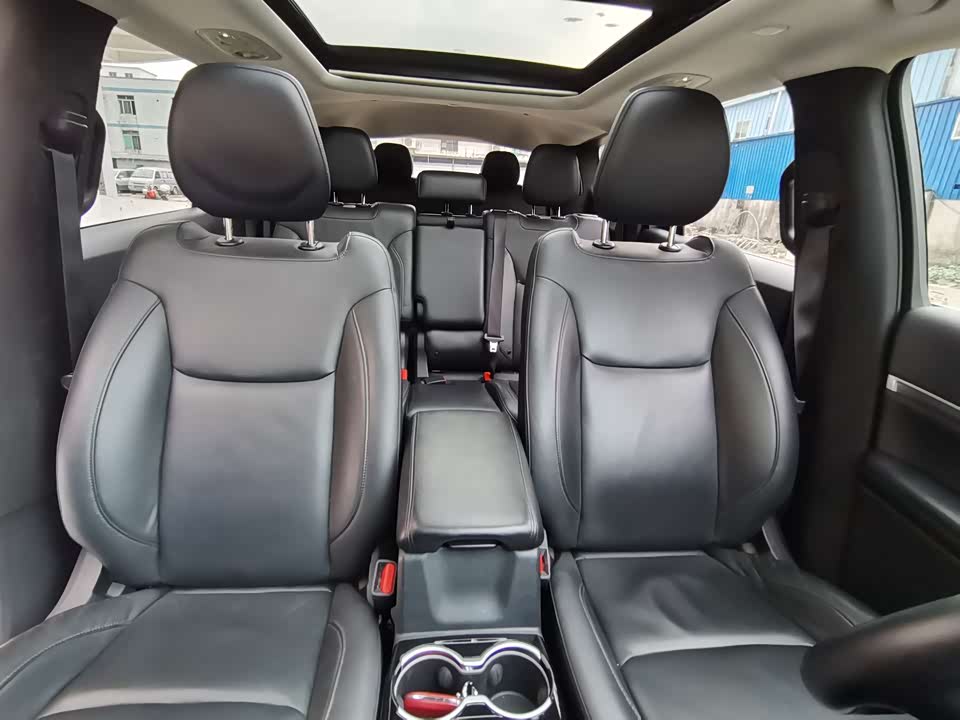 Jeep Grand Commander