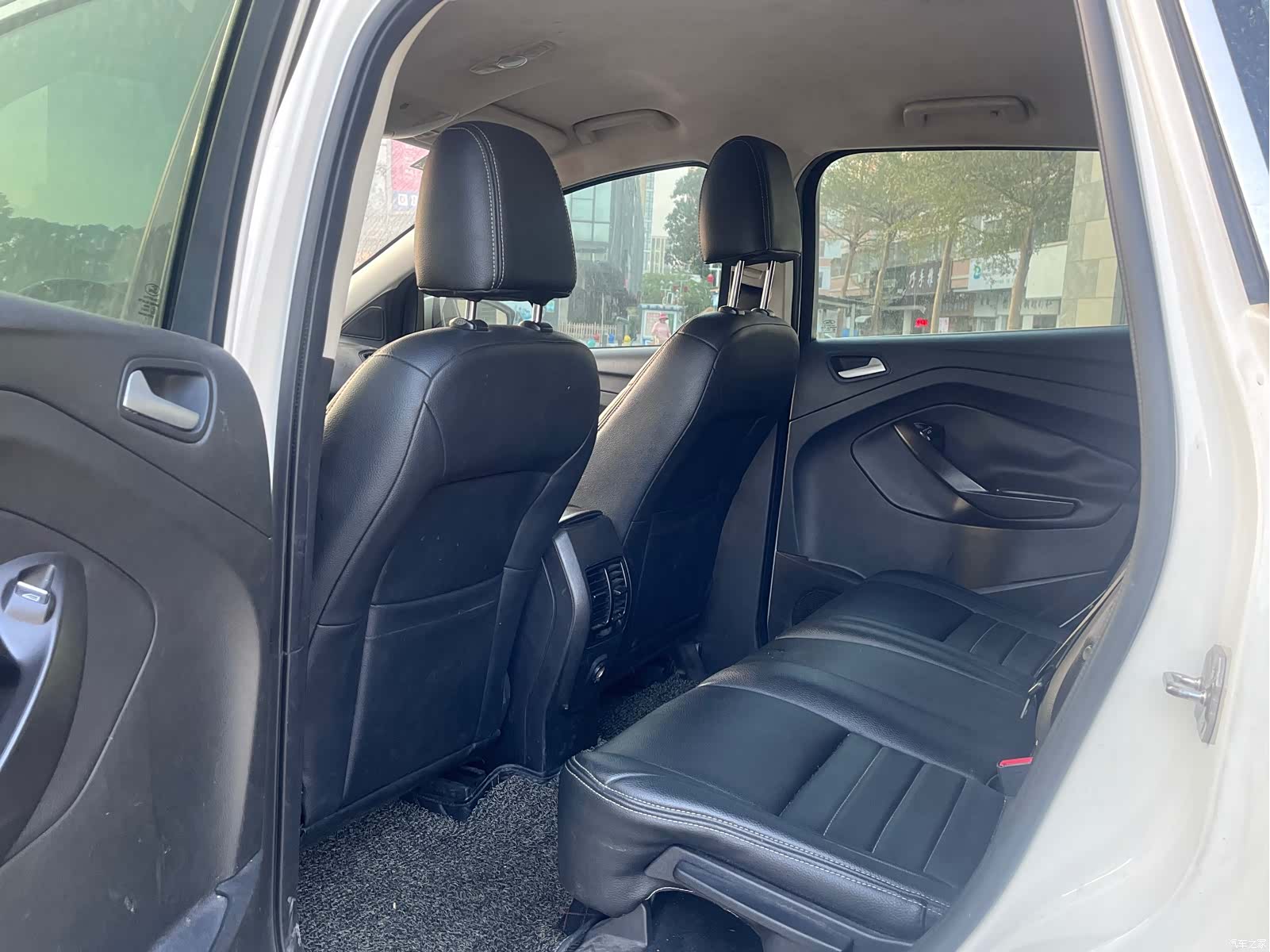 Ford Kuga, 2016 7