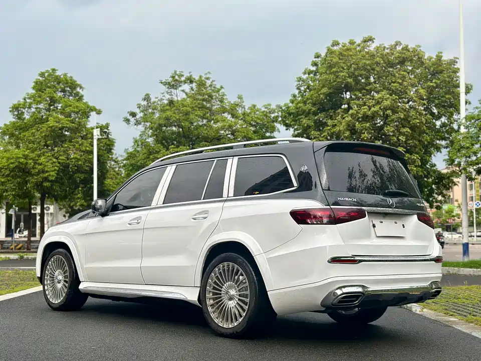 Mercedes-Benz GLS Mercedes-Benz GLS