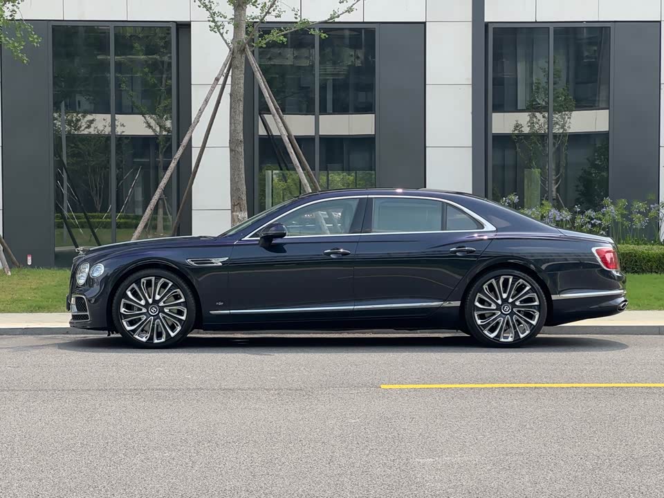 Bentley Flying