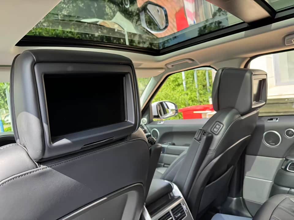 Land Rover Range Rover Sport Land Rover Range Rover Sport