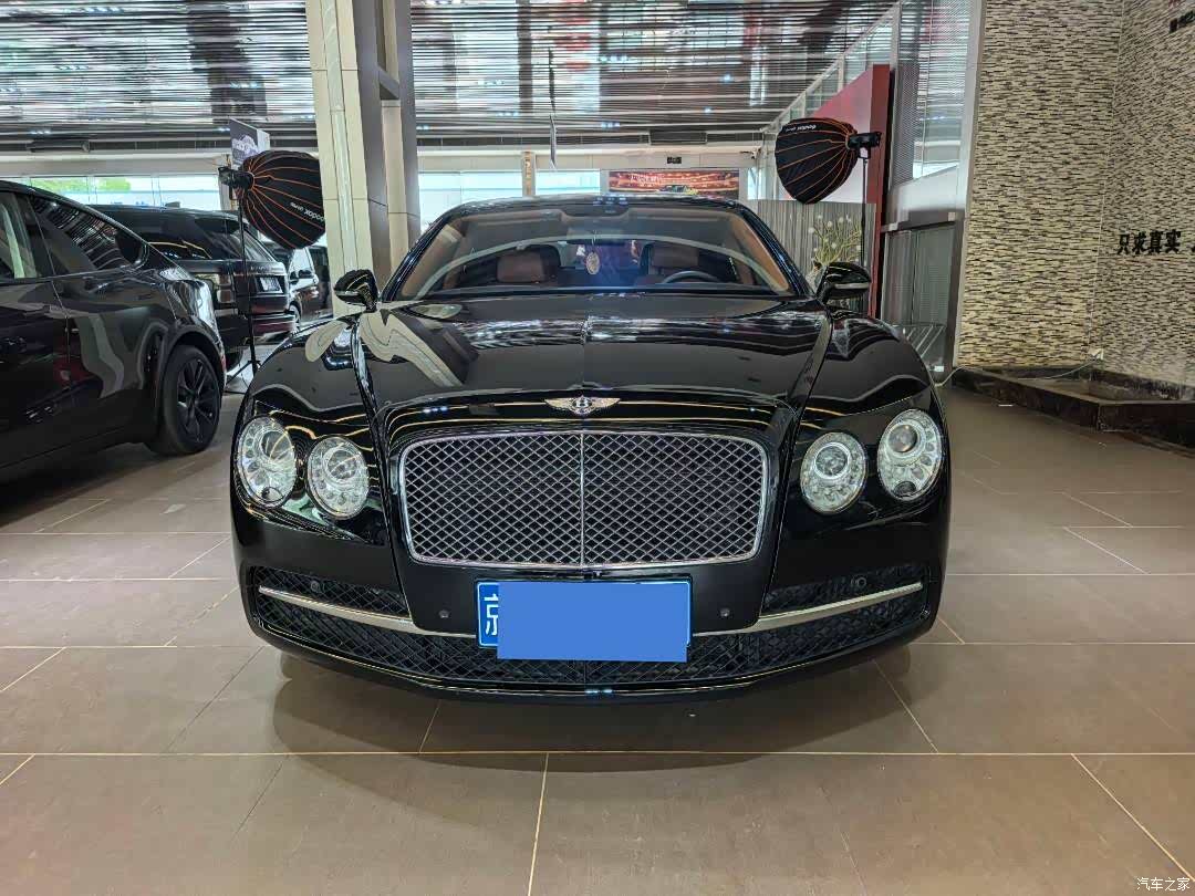 Bentley Flying Spur, 2017 2