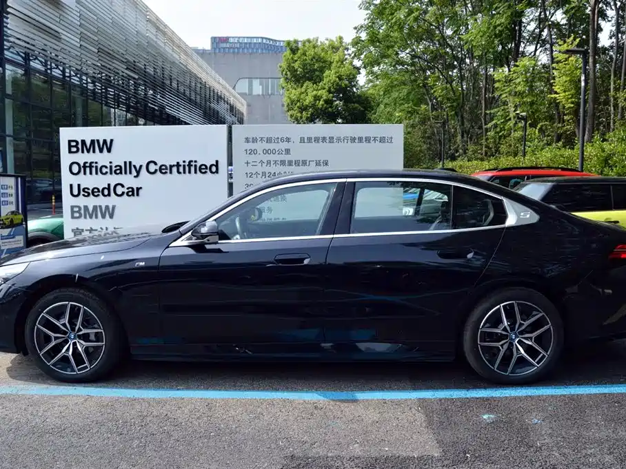BMW i5 BMW i5