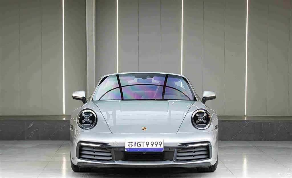Porsche 911, 2022 4