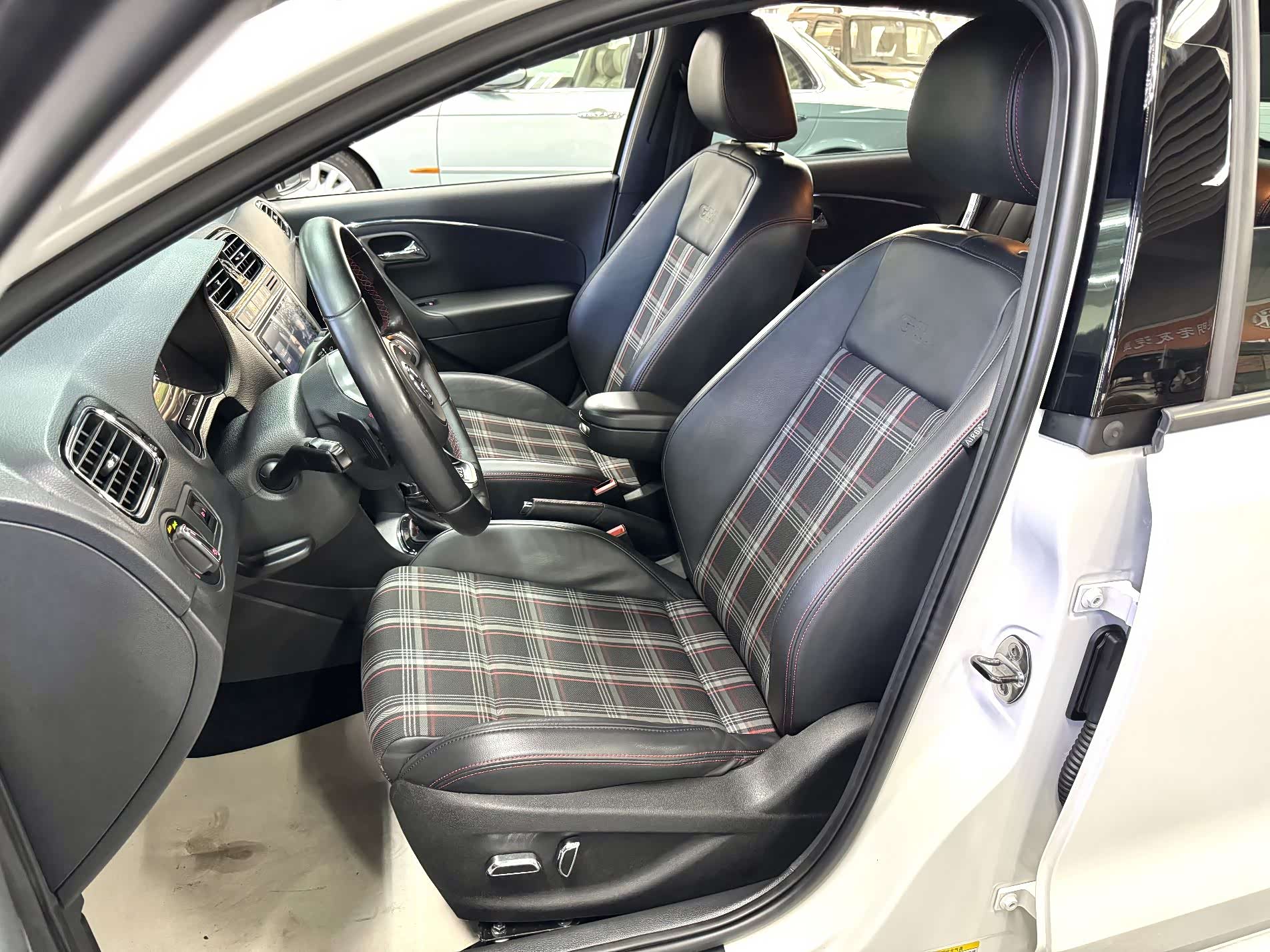Volkswagen Polo, 2017 14