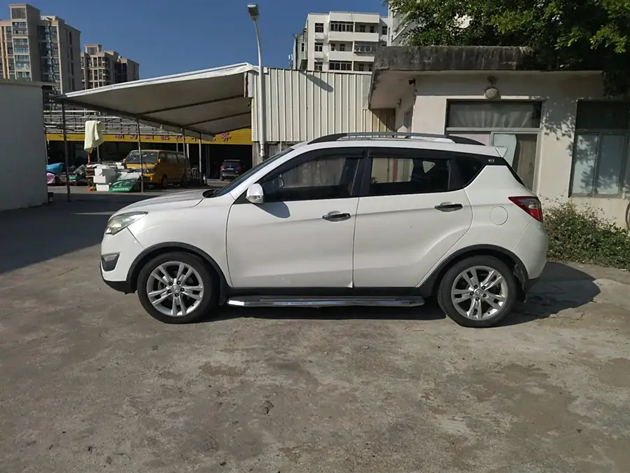 Changan CS35