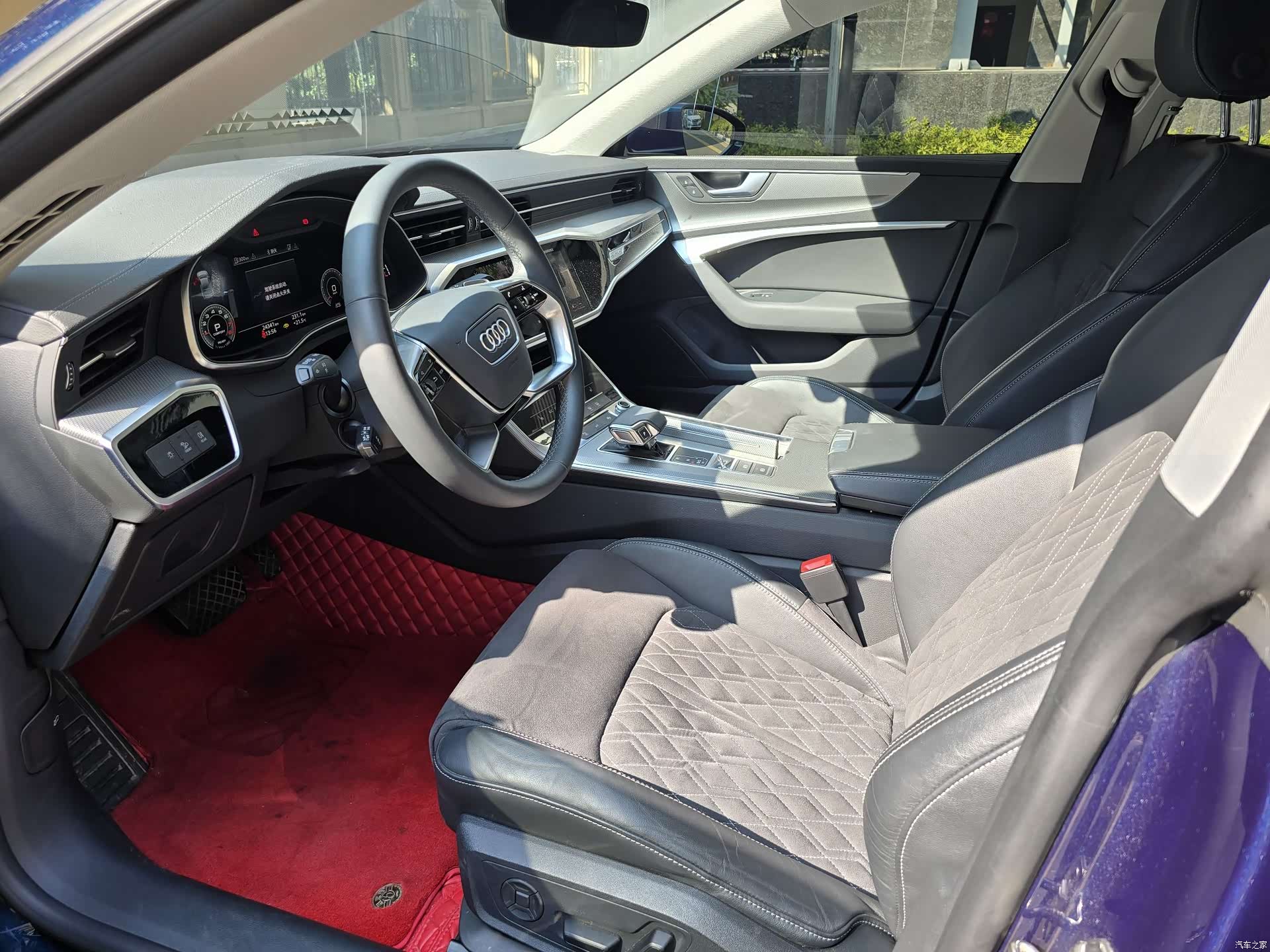 Audi A7L, 2024 все фото