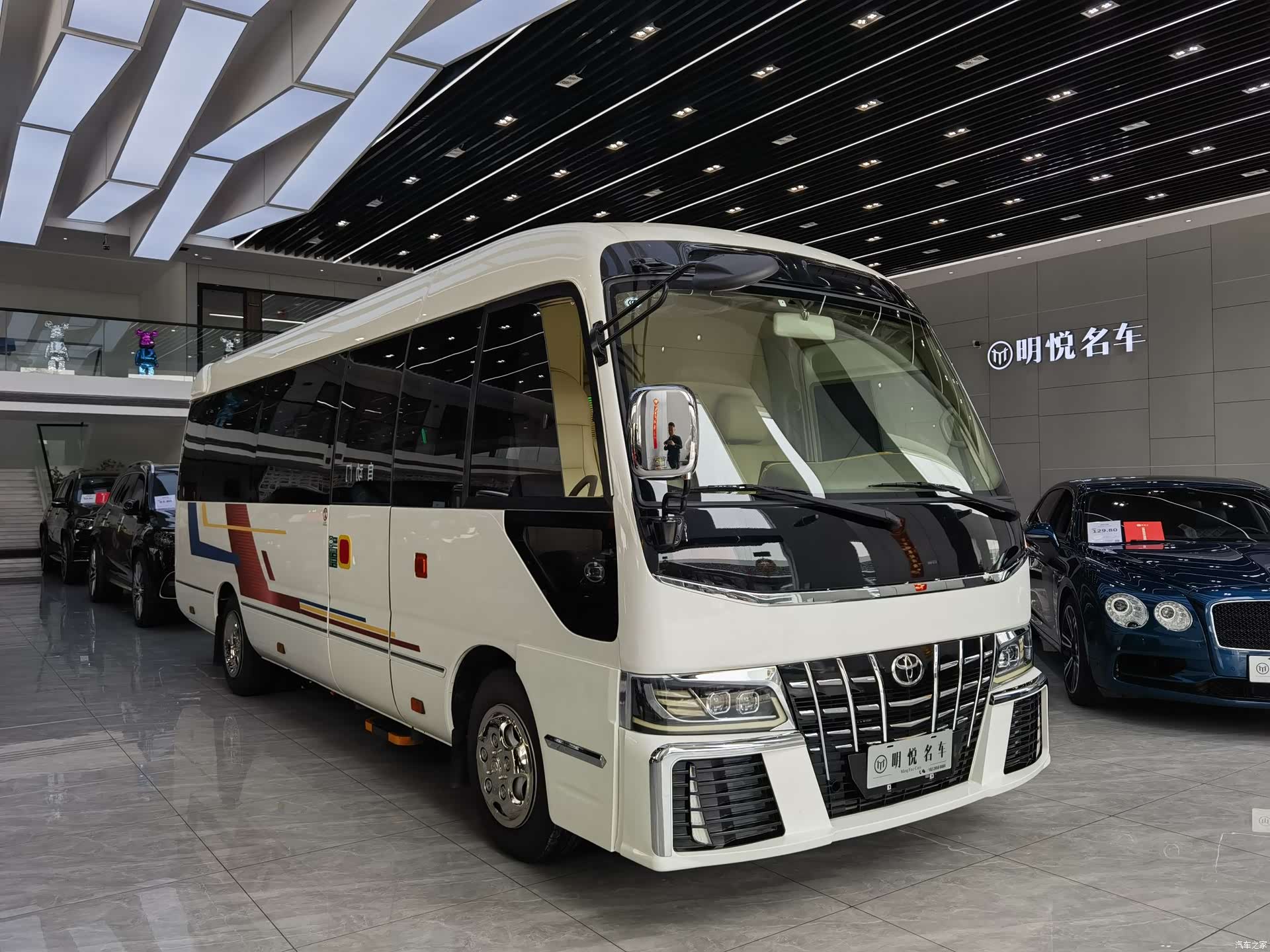 Toyota Coaster, 2022 3