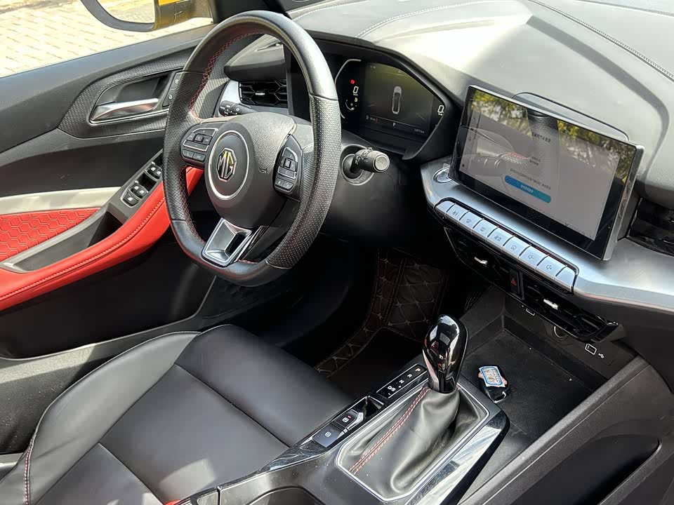 MG MG5