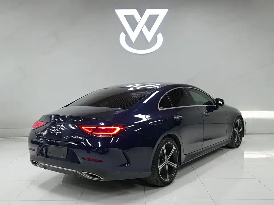 Mercedes-Benz CLS