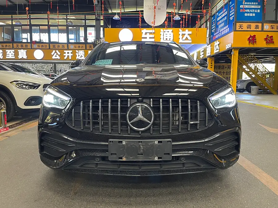 Mercedes Benz GLA AMG