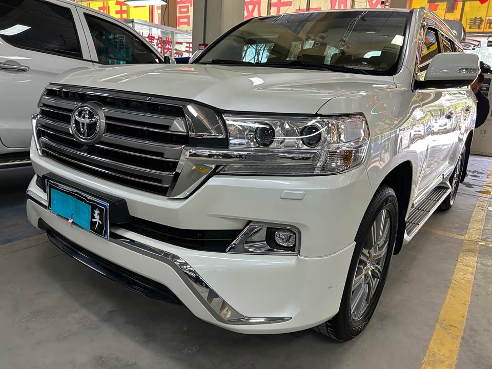 Toyota Land Cruiser Toyota Land Cruiser