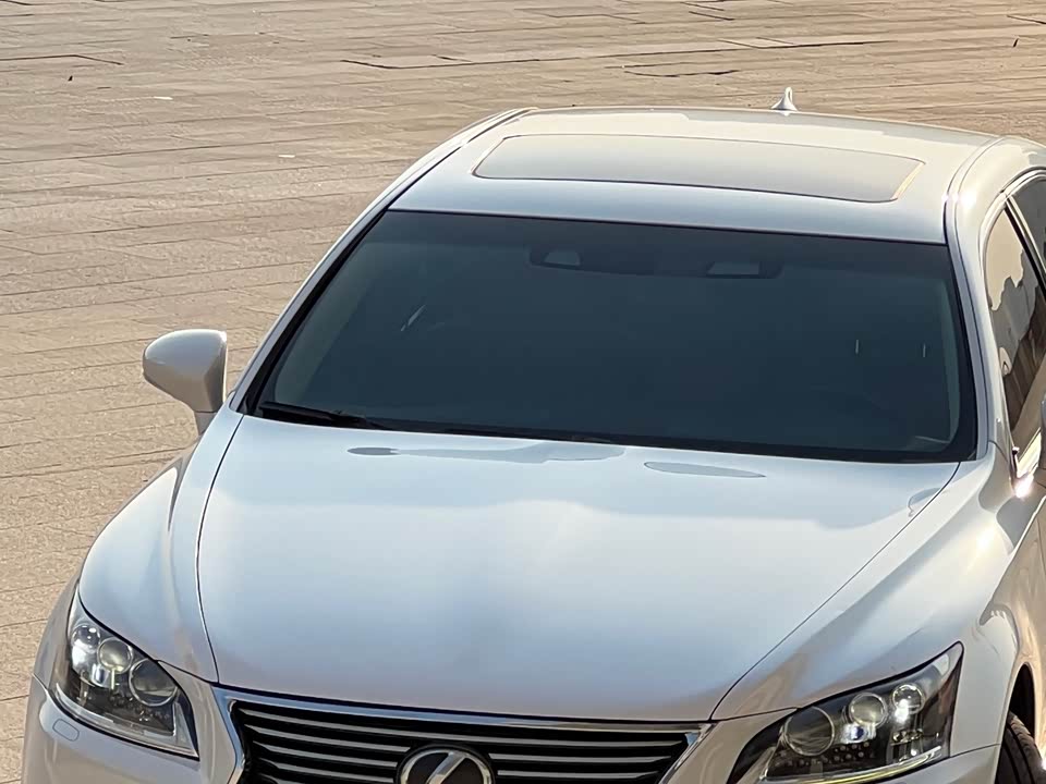 Lexus LS Lexus LS