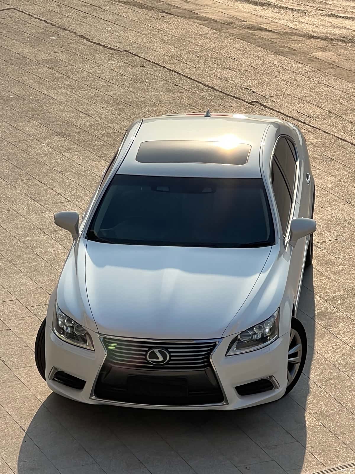 Lexus LS, 2016 2