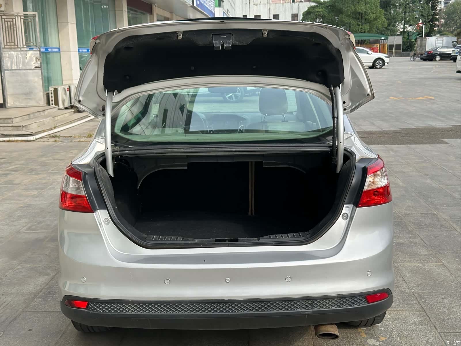 Ford Focus, 2013 7