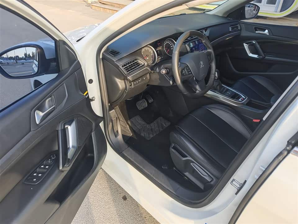 Peugeot 408 Peugeot 408