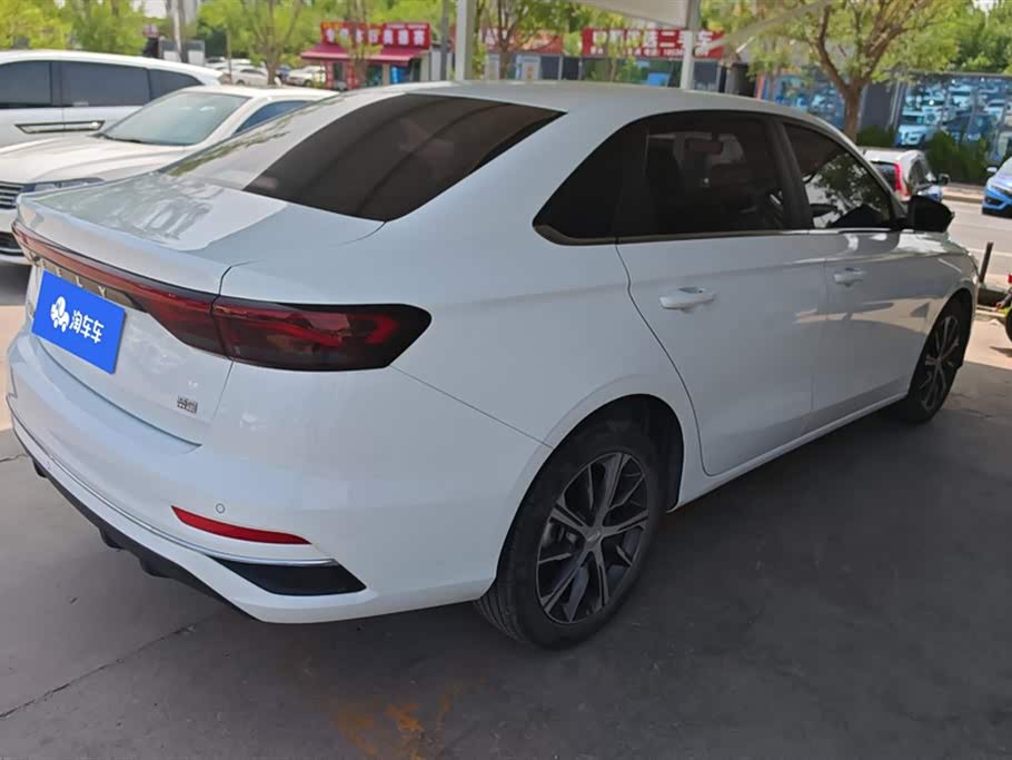 Geely Emgrand Geely Emgrand