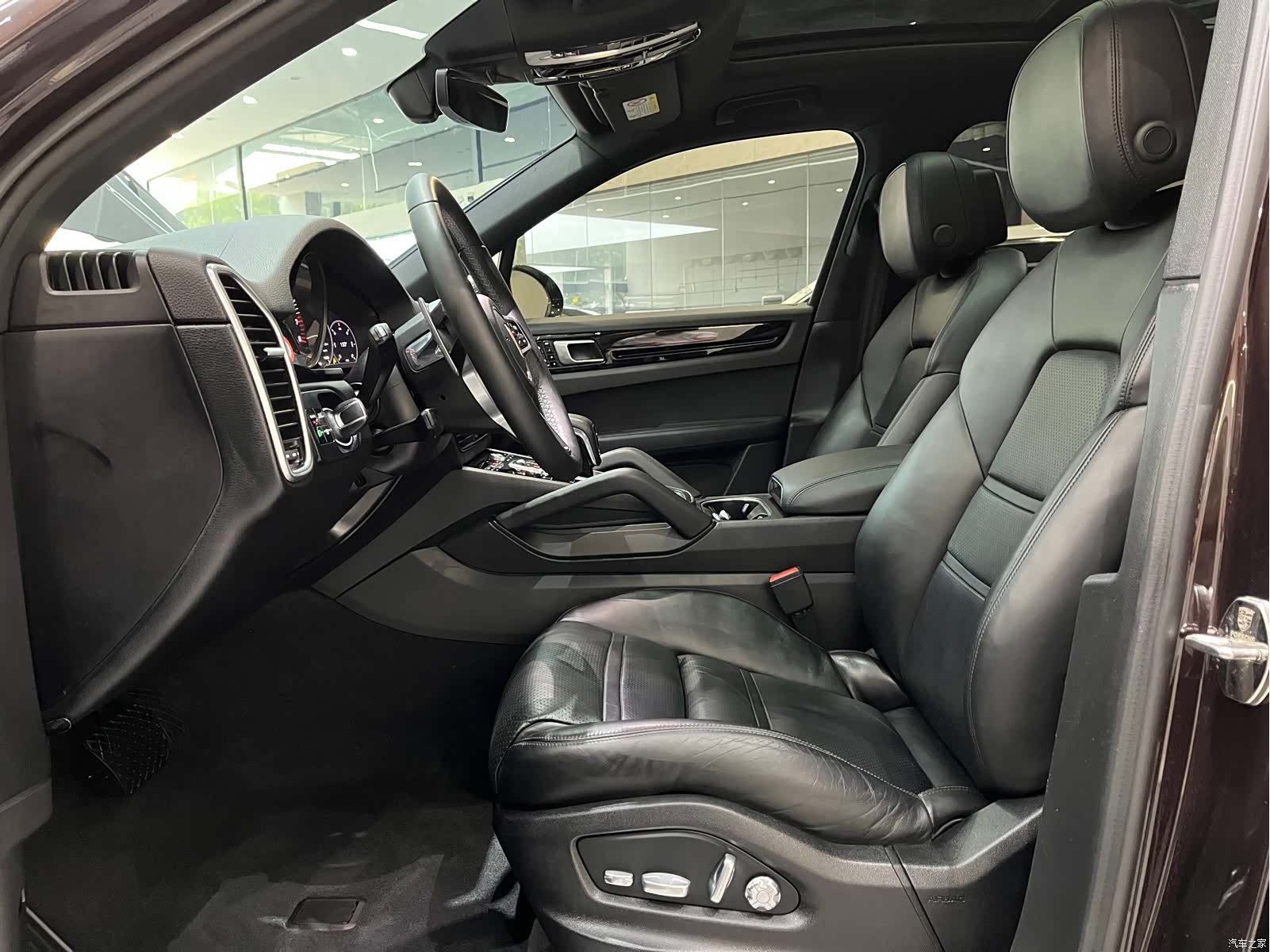 Porsche Cayenne, 2018 10