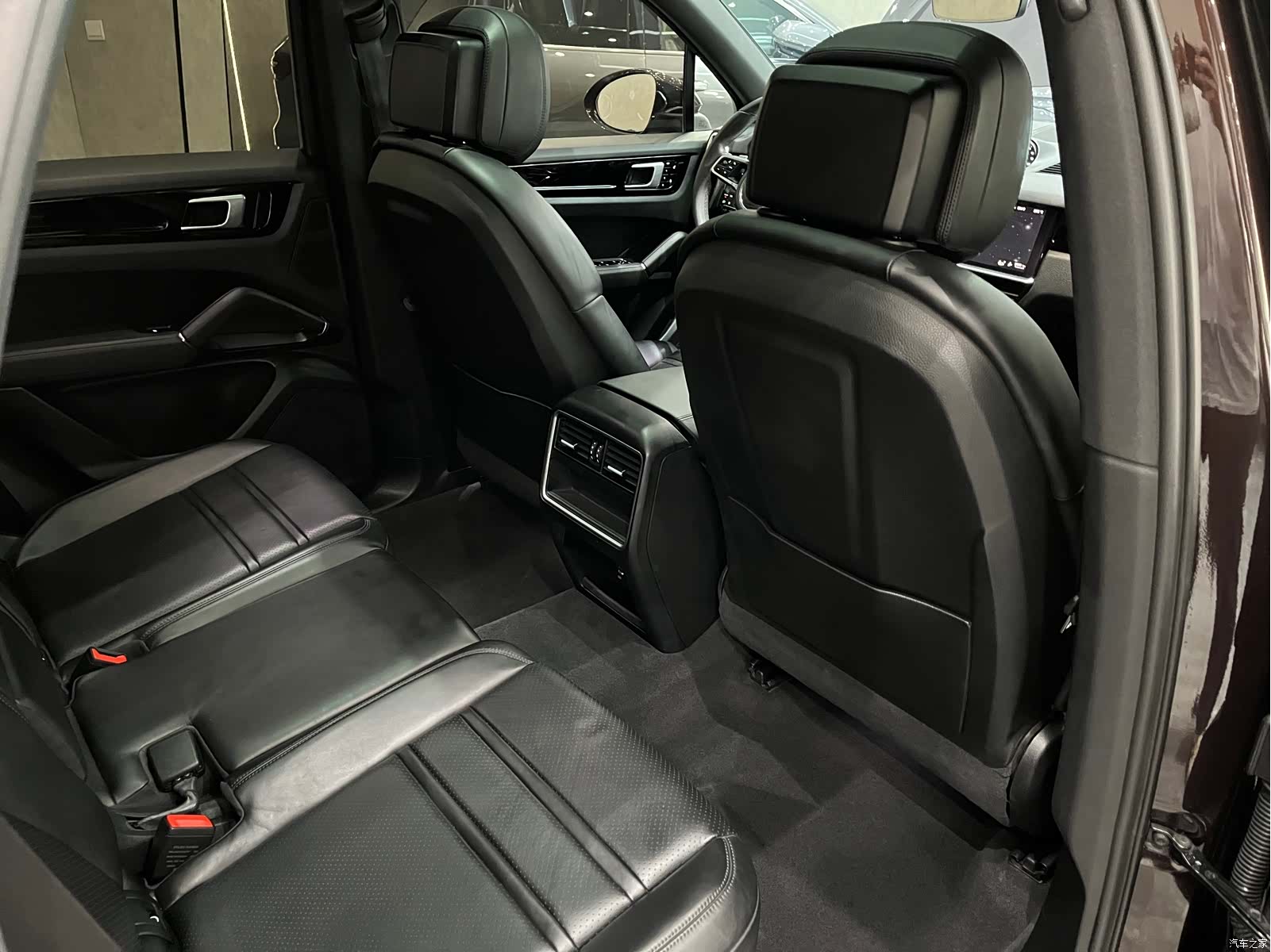 Porsche Cayenne, 2018 26