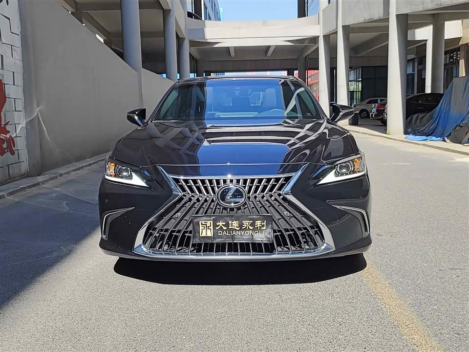 Lexus ES Lexus ES