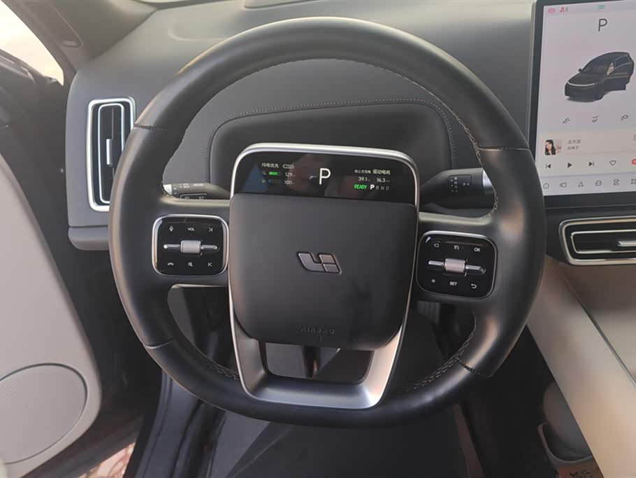 Li Auto Ideal L8 Li Auto Ideal L8
