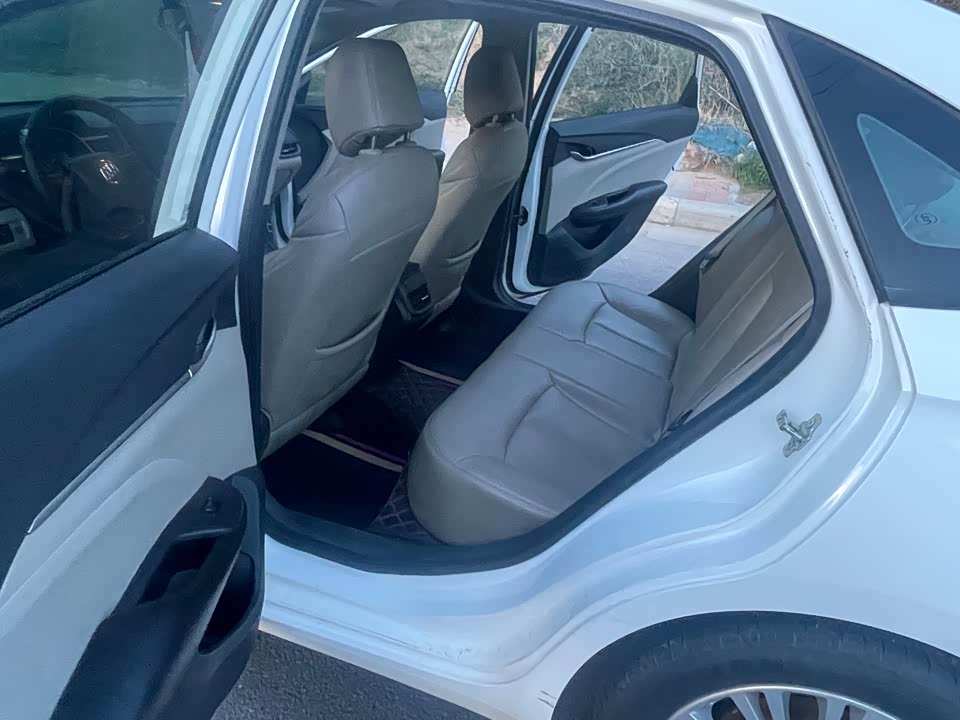 Buick Yinglang