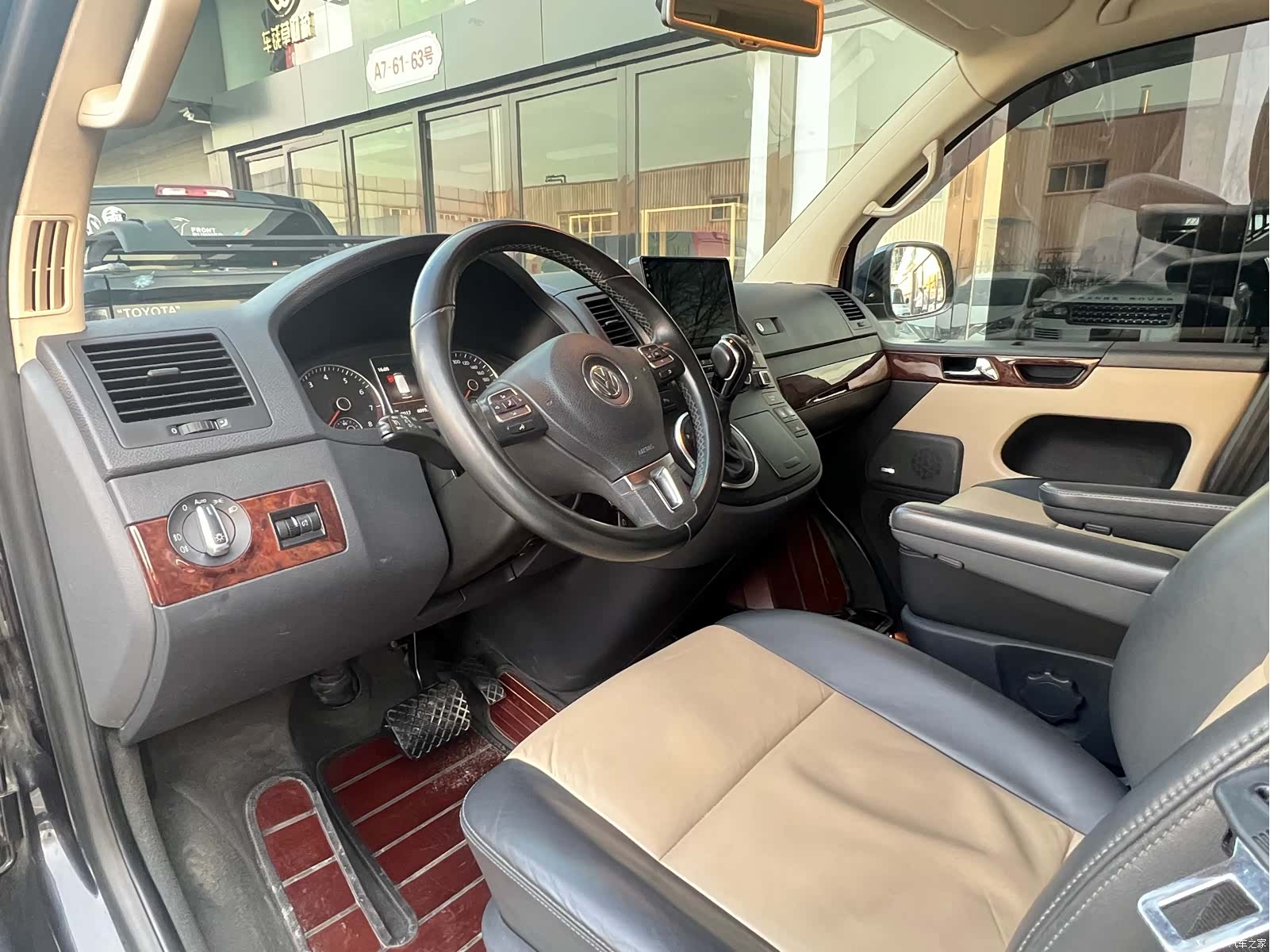 Volkswagen 65, 2015 9