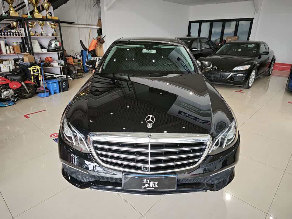 Mercedes-Benz E-class Mercedes-Benz E-class