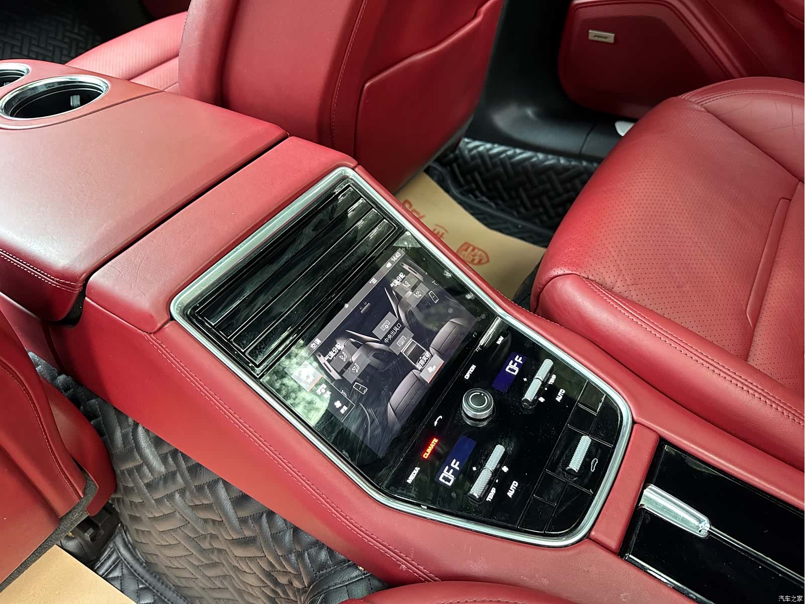 Porsche Panamera, 2018 10