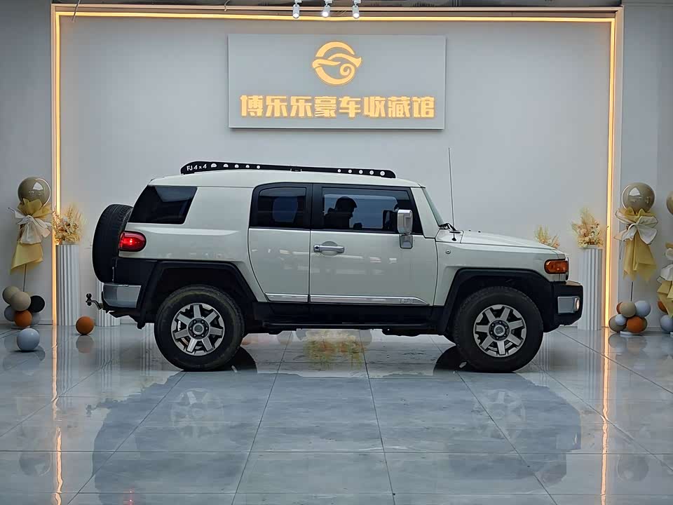 Toyota FJ Cool Luze