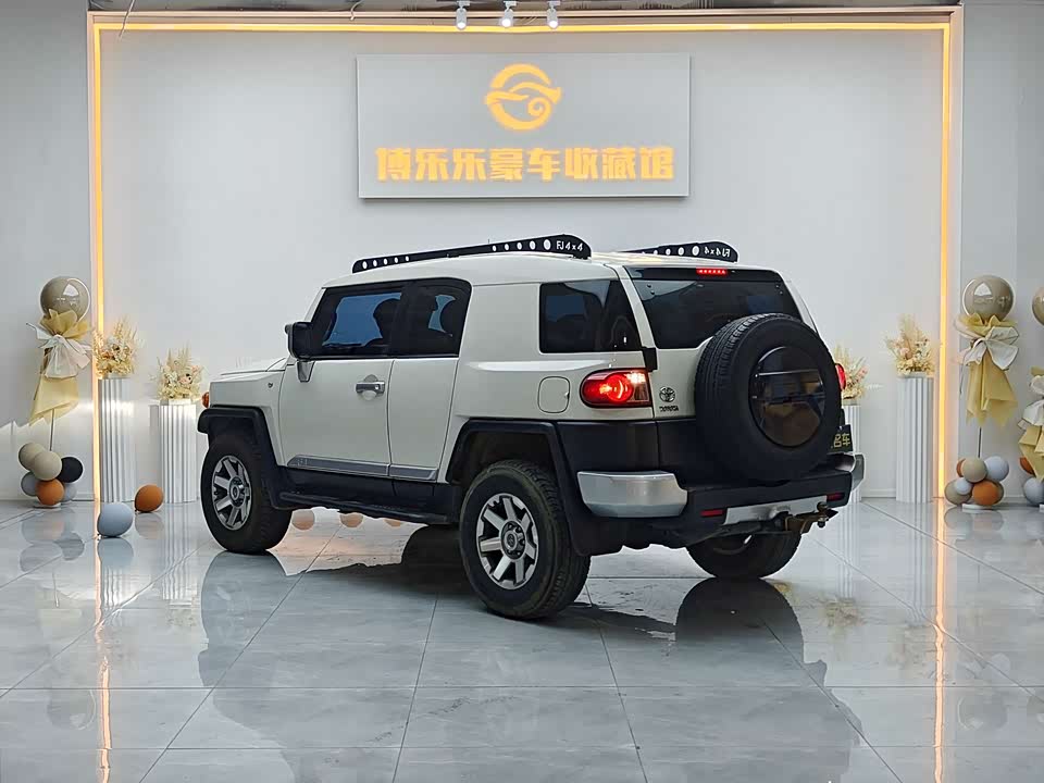 Toyota FJ Cool Luze