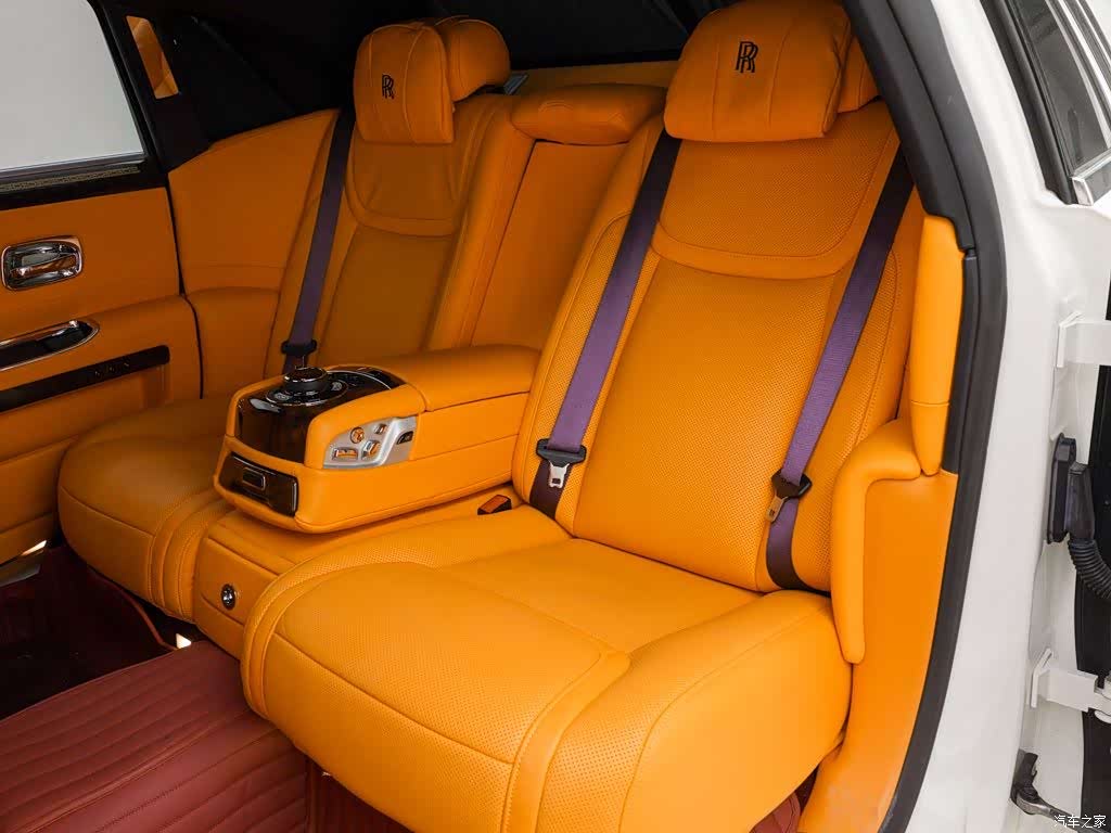 Rolls-Royce Ghost, 2017 29