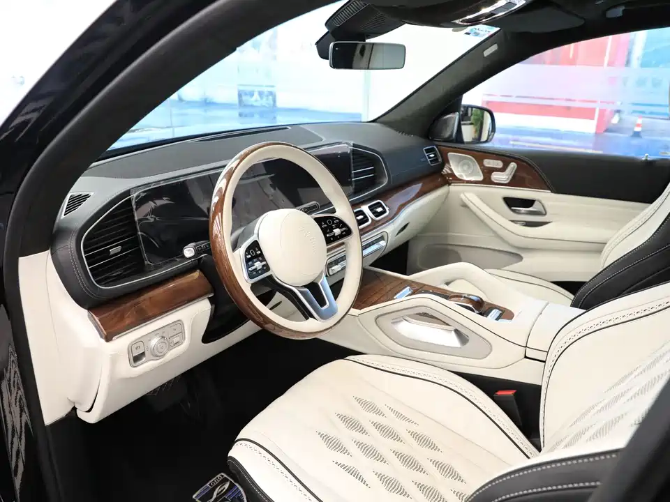 Mercedes-Benz GLS Mercedes-Benz GLS