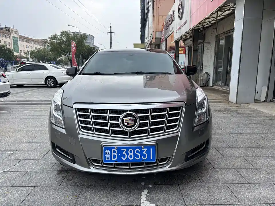 Cadillac XTS