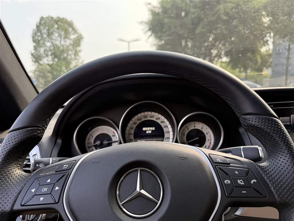 Mercedes-Benz E-class Mercedes-Benz E-class