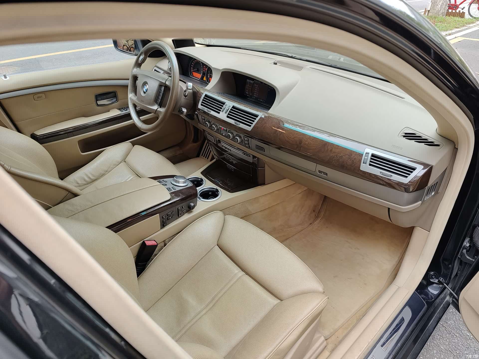 BMW 7 Series, 2008 21