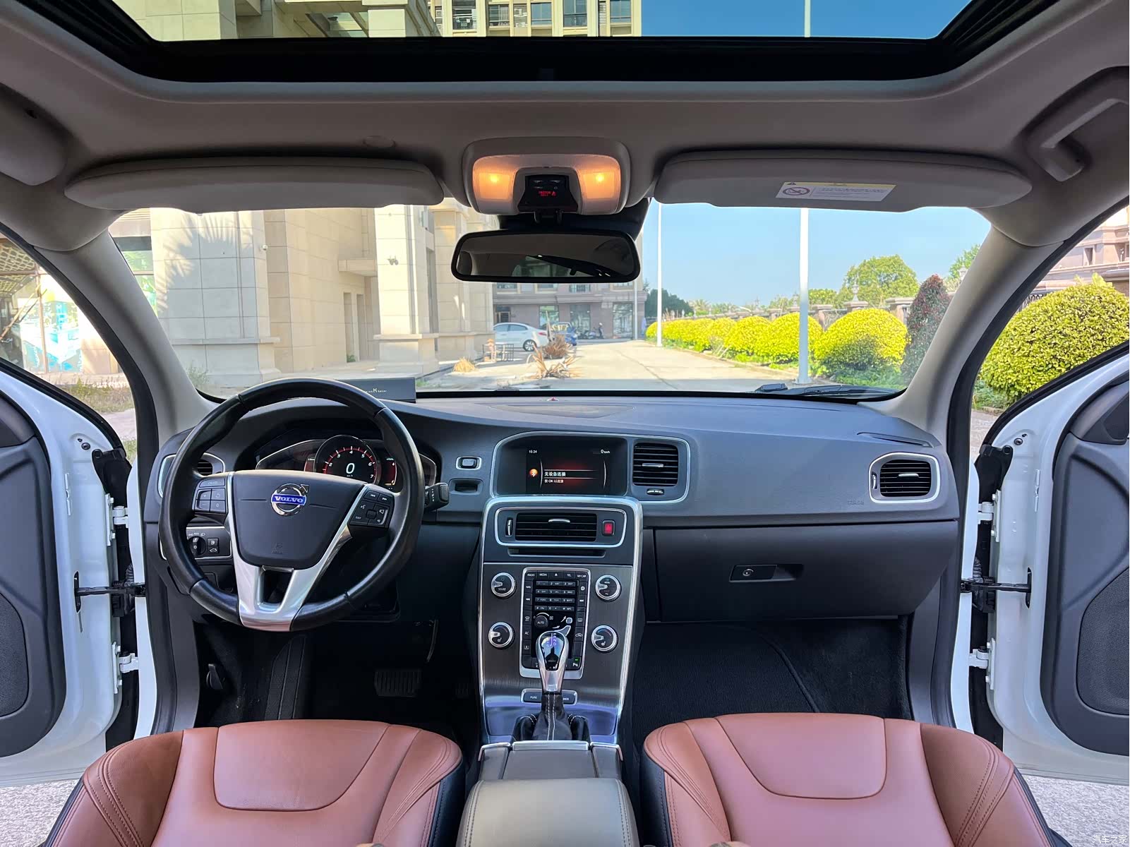 Volvo S60, 2015 10