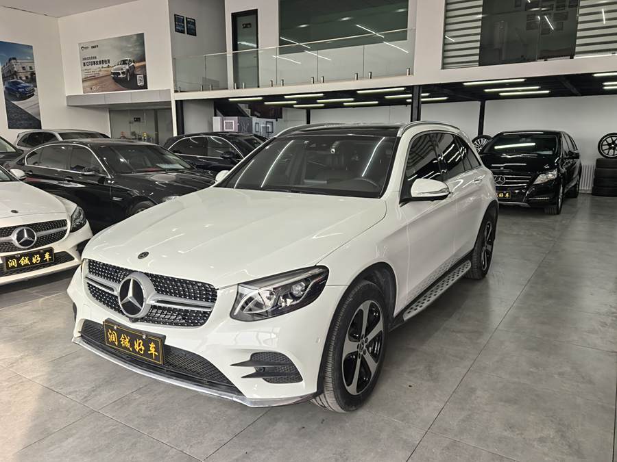 Mercedes Benz GLC