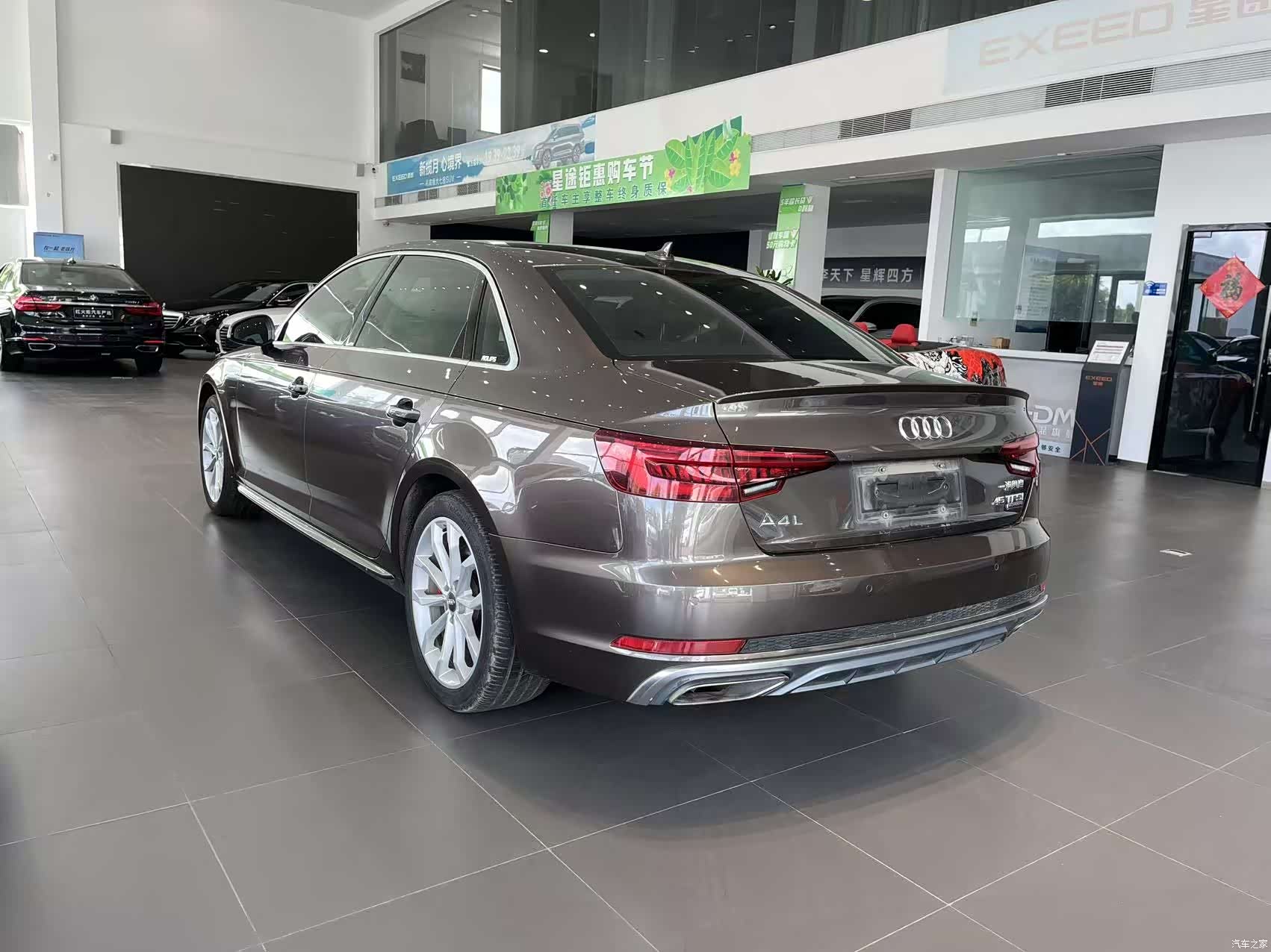 Audi A4L, 2019 6