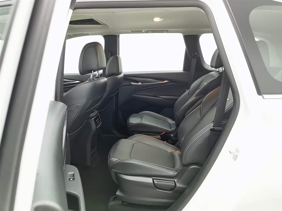 MAXUS Chase G50 MAXUS Chase G50