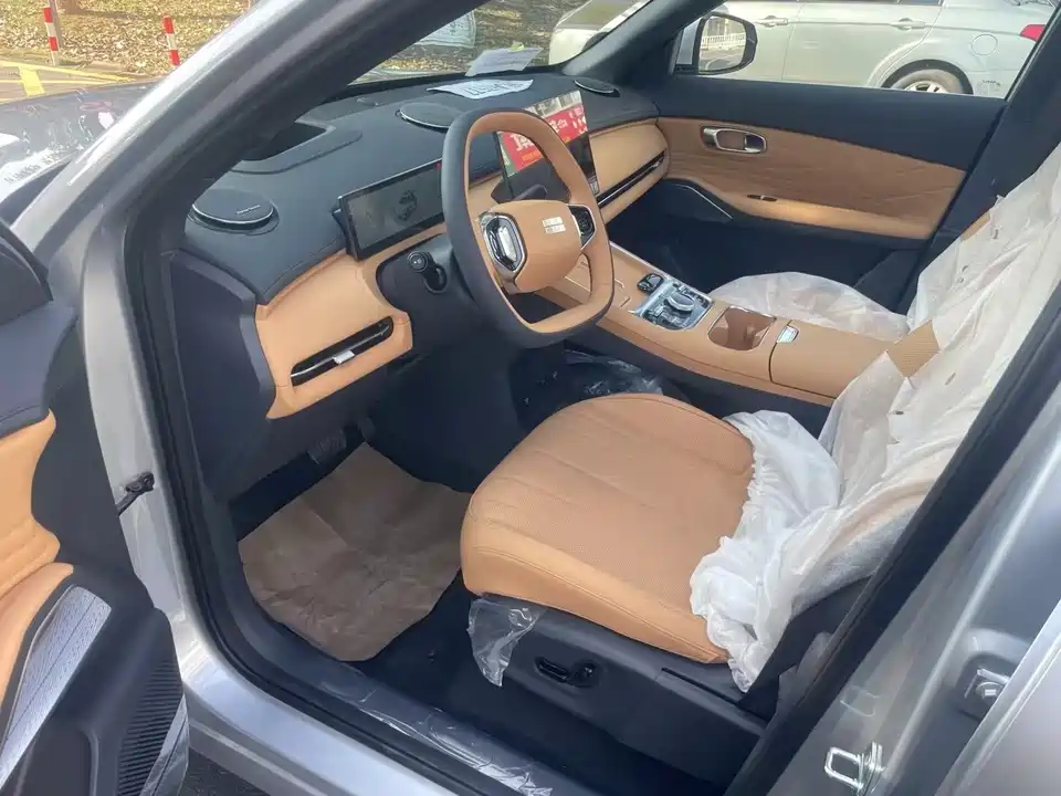 Geely Galaxy Galaxy Starship 7 EM-i